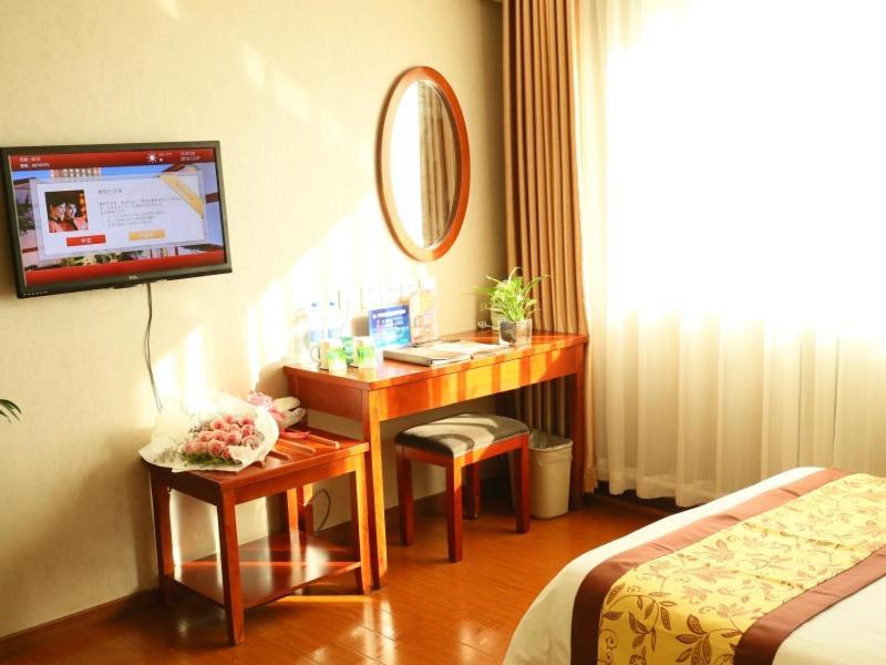 Greentree Inn Beijing Changping Shahe Metro Station Express Hotel Dış mekan fotoğraf
