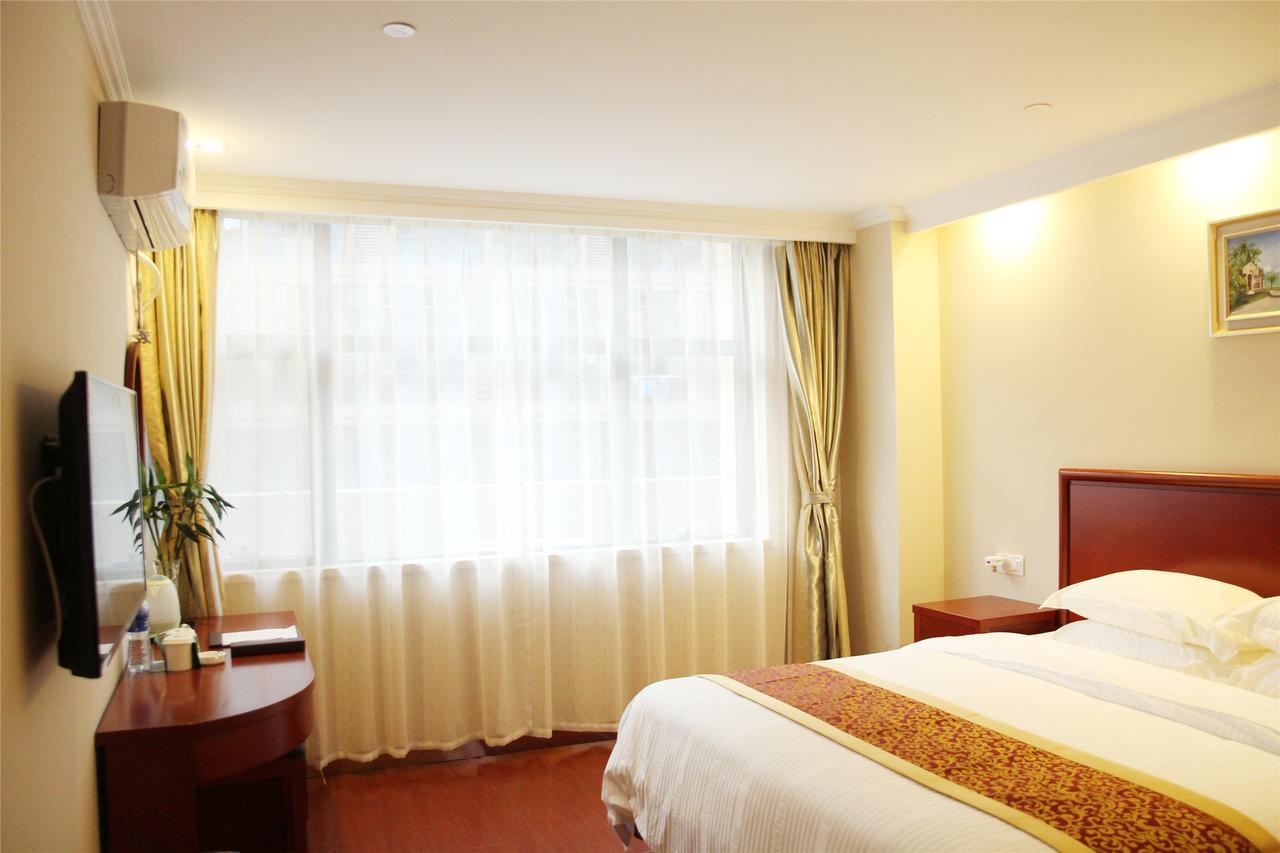 Greentree Inn Beijing Changping Shahe Metro Station Express Hotel Dış mekan fotoğraf