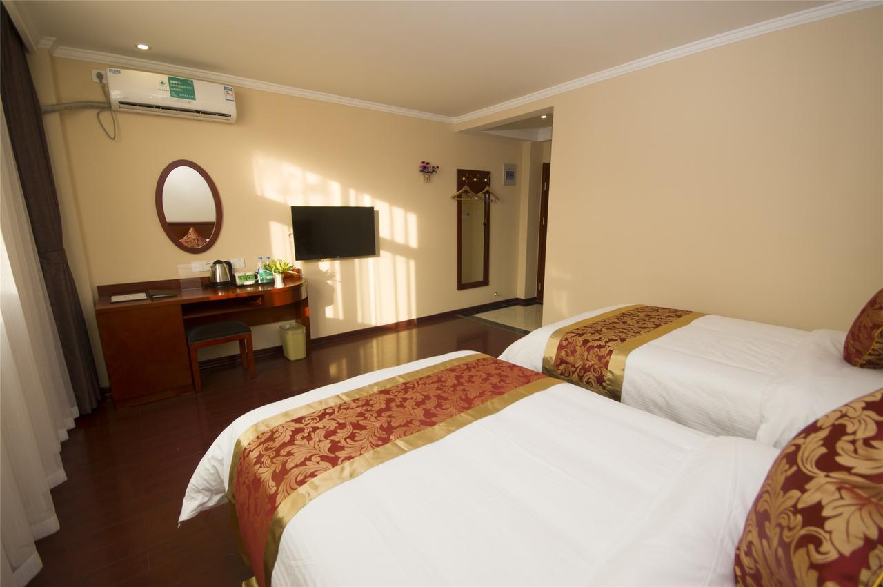 Greentree Inn Beijing Changping Shahe Metro Station Express Hotel Dış mekan fotoğraf